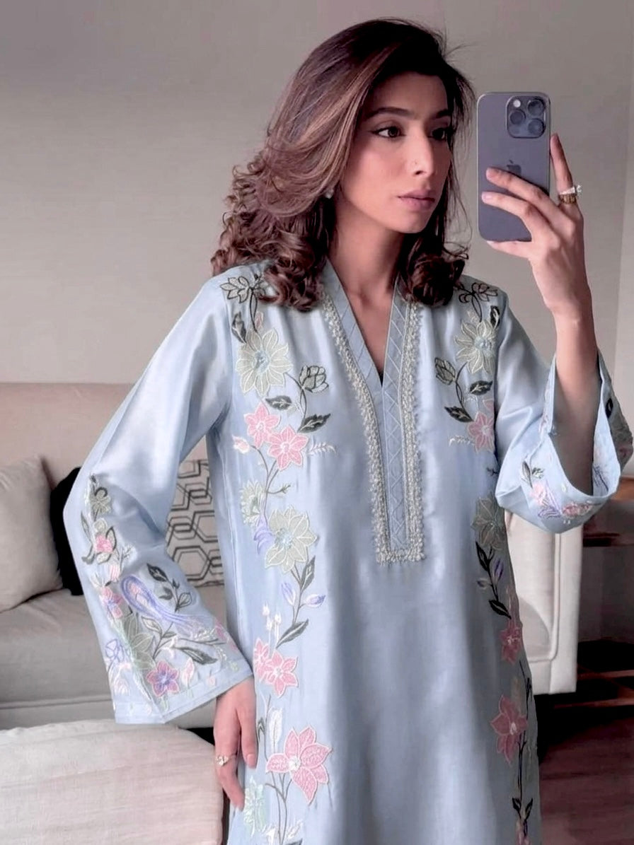 Embroidered Roman Glass Oversized Kaftan Set with Bottom & Dupatta